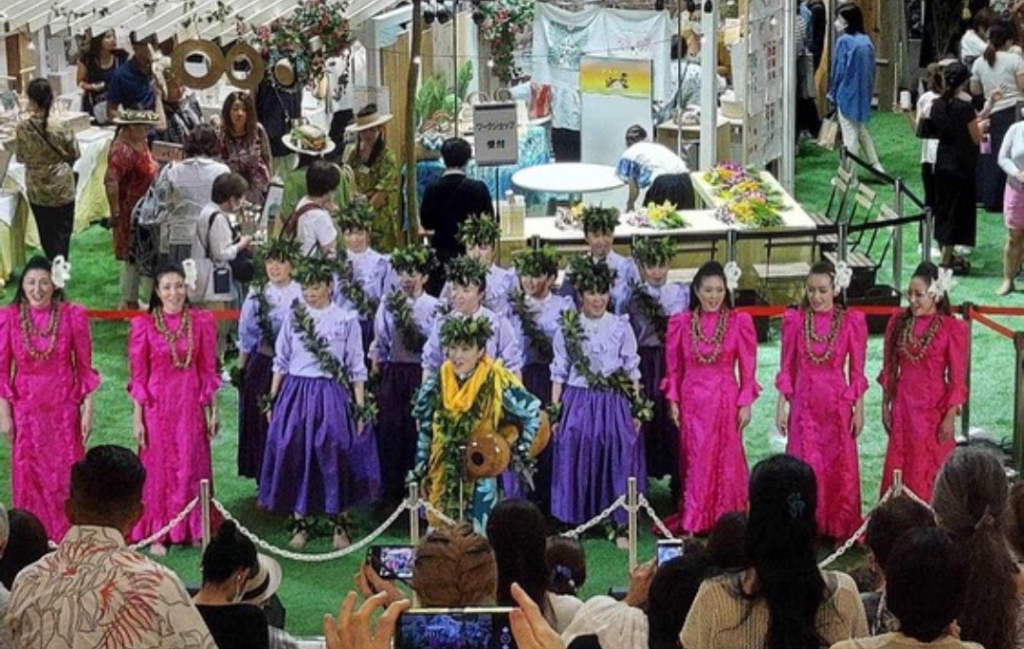 阪急うめだハワイアンフェア出演